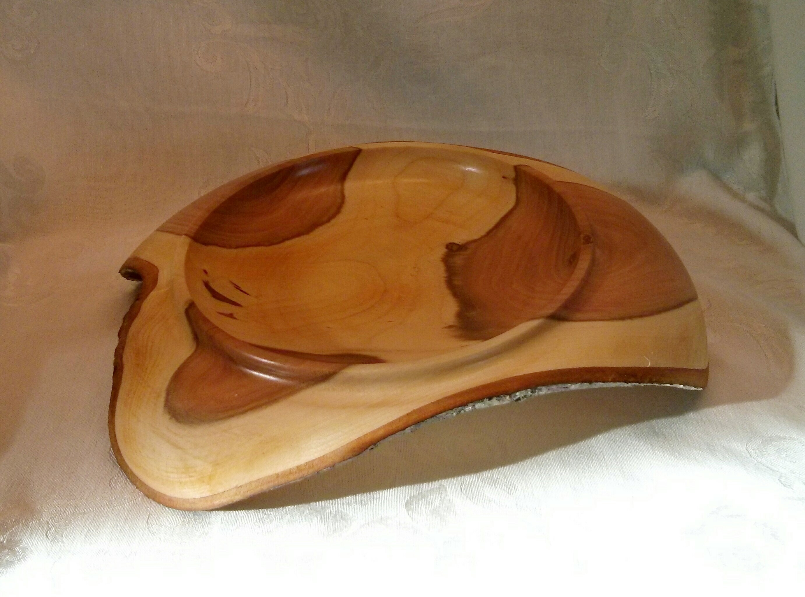 Suspended plum wood wing bowl 2